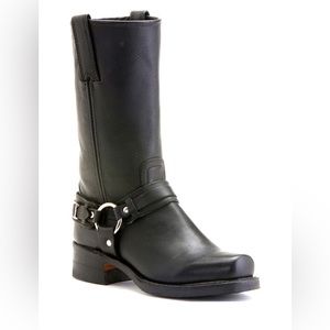 FRYE Size 7 M Black Leather 77300-1  R12 Women's Harness Biker Boots USA made